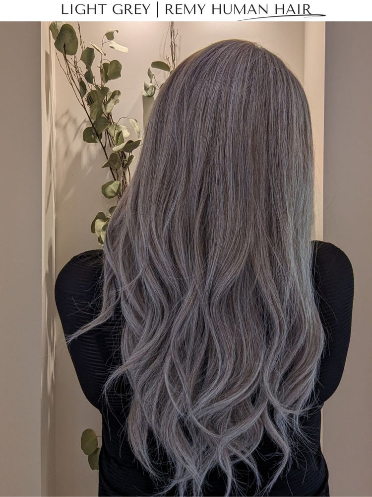 light grey wig low light