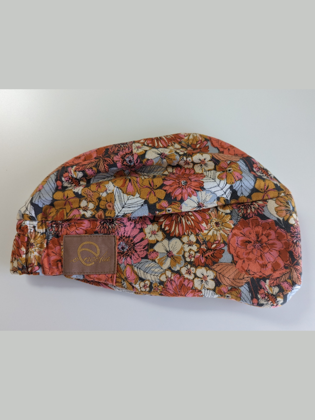 sleeping-cap-closeup #color bright_floral